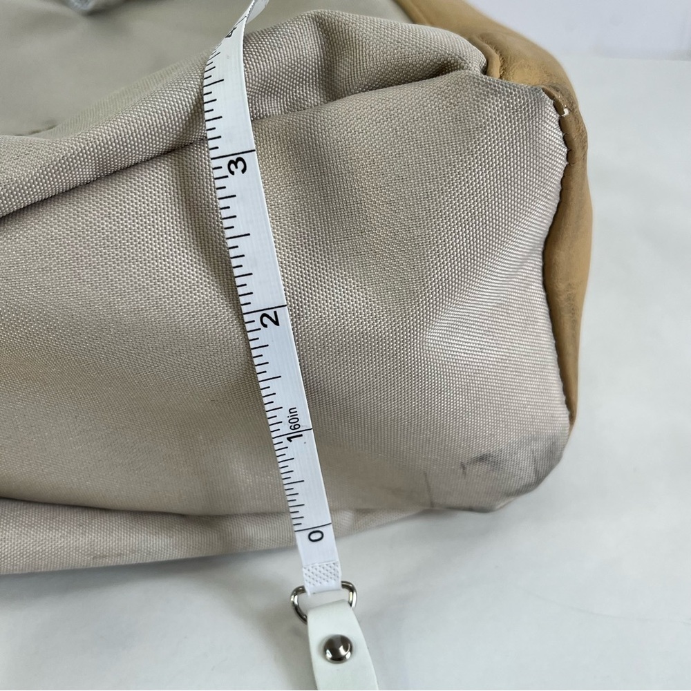 Tan Cream Tyler Rodan Bag Purse Large Pockets Magnette Closer Zipper Lined - Picture 15 of 16